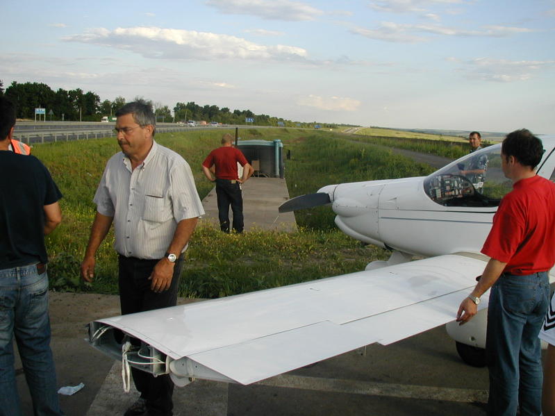 UKRAINE 2006302