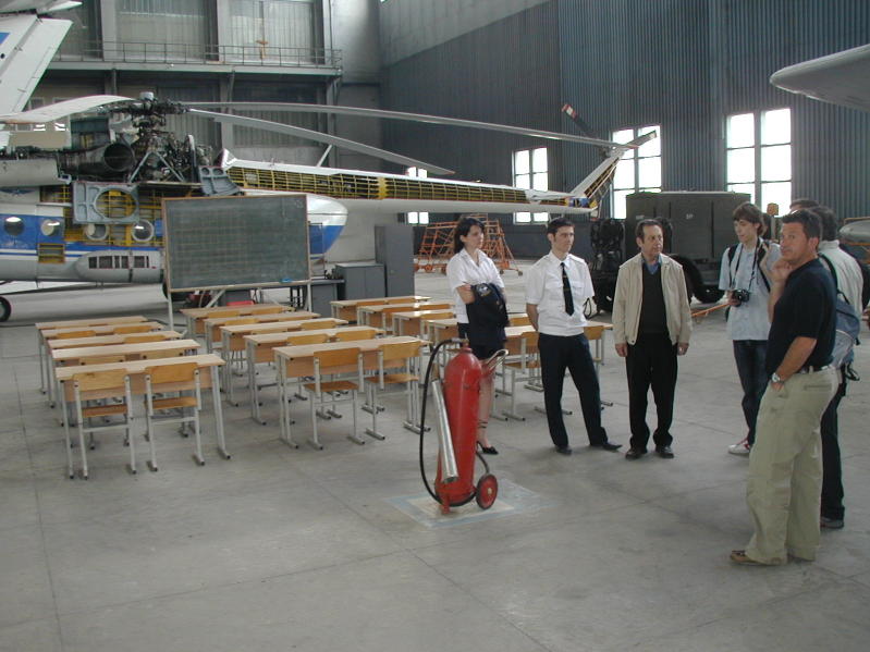 UKRAINE 2006252