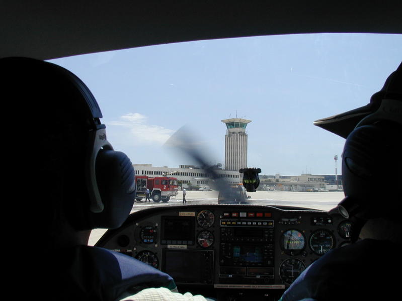 UKRAINE 2006056