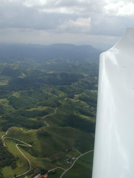 UKRAINE 2006096