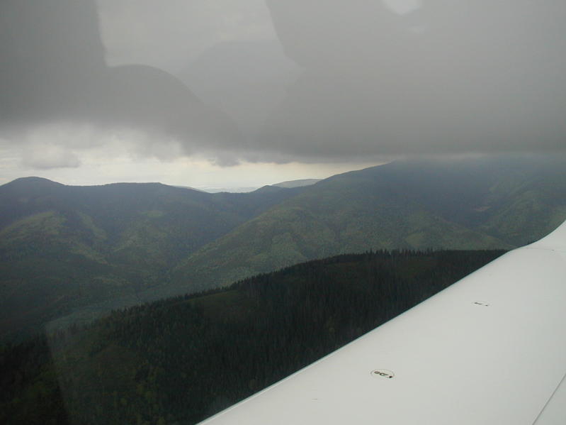 UKRAINE 2006137