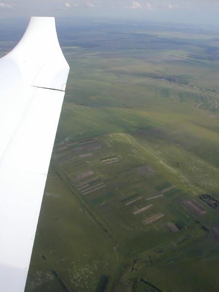 UKRAINE 2006144